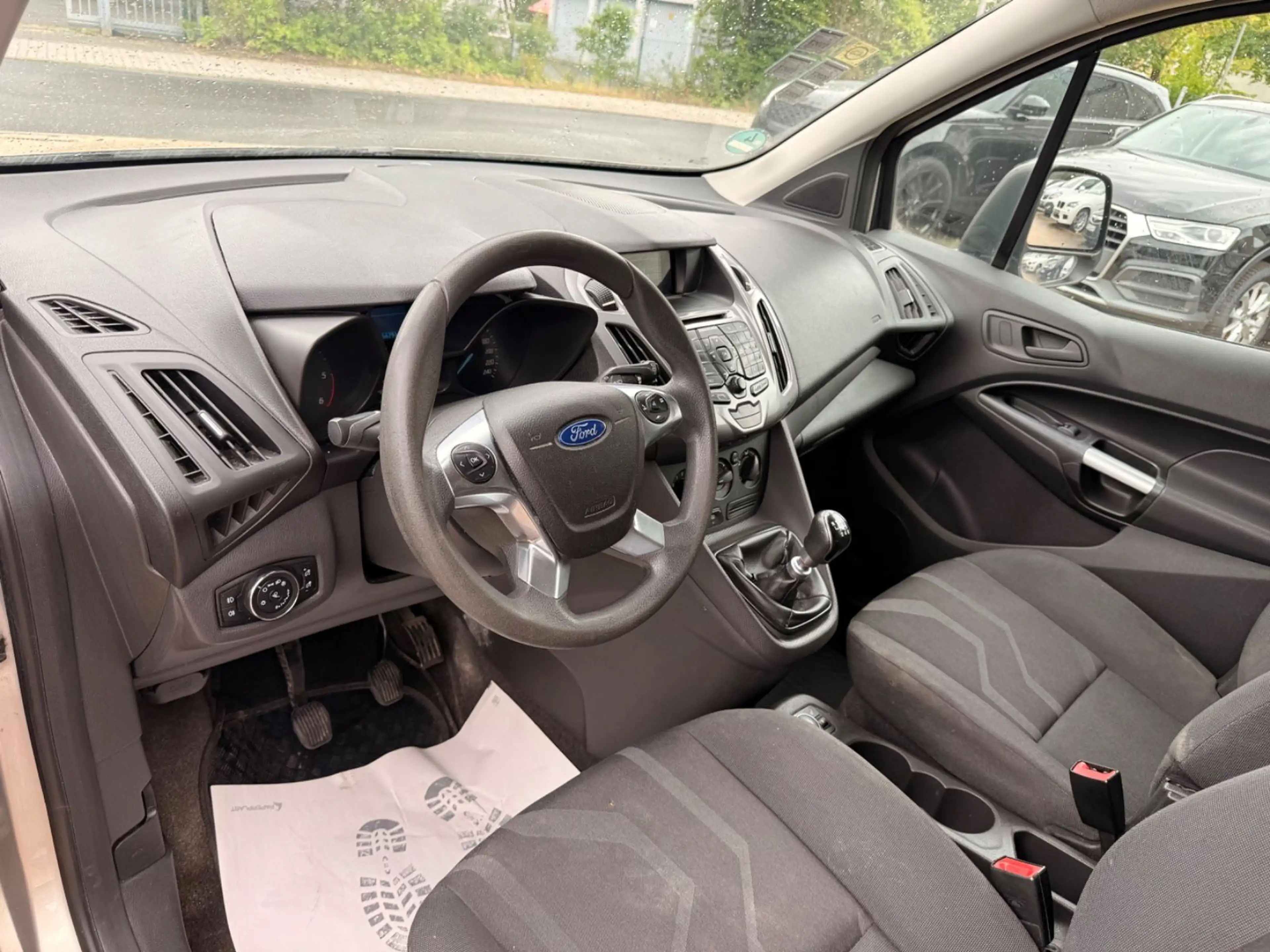 Ford Grand Tourneo Connect Trend *7Sitzer* — photo 9