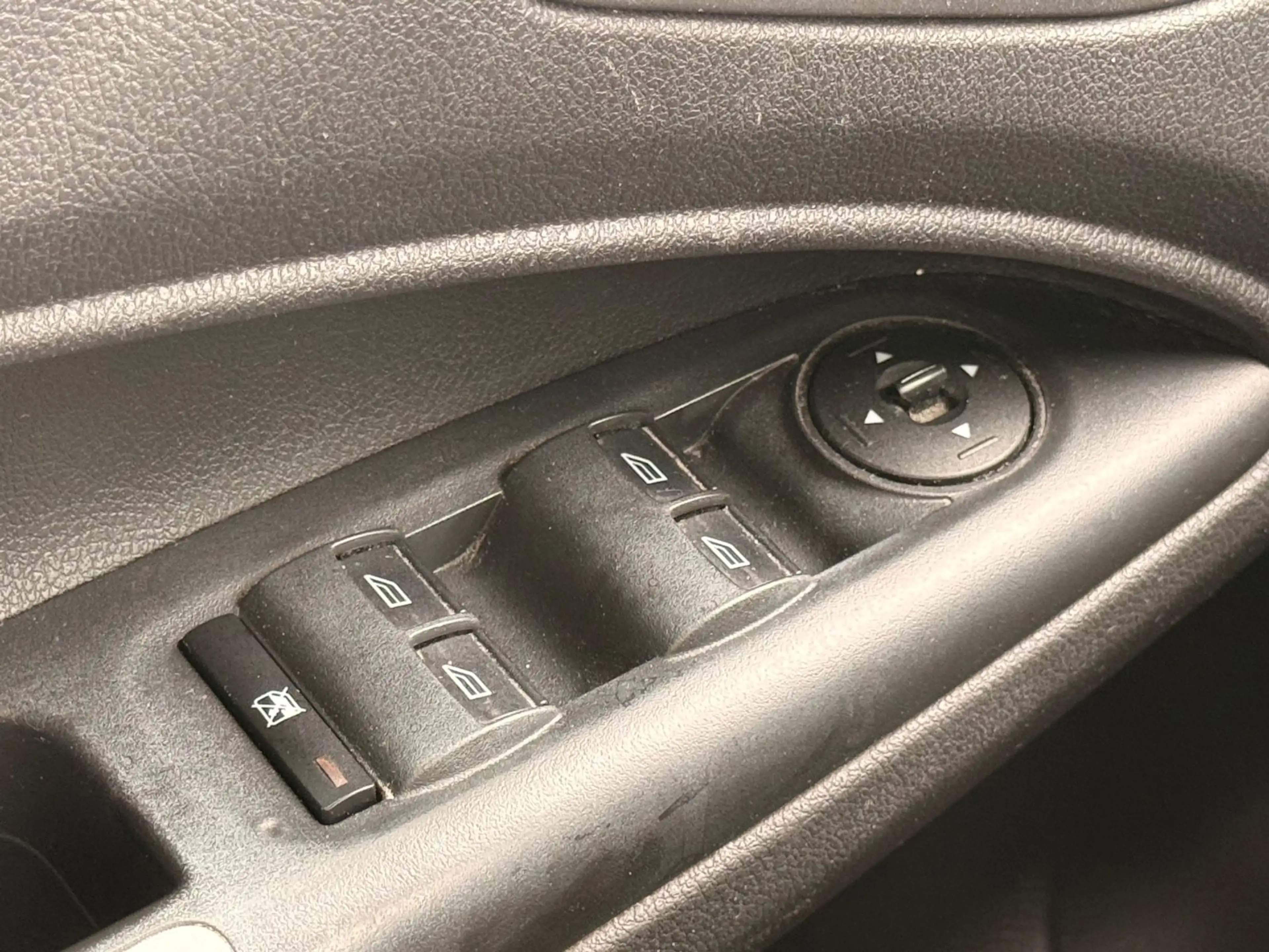 Ford Grand Tourneo Connect Trend *7Sitzer* — photo 25