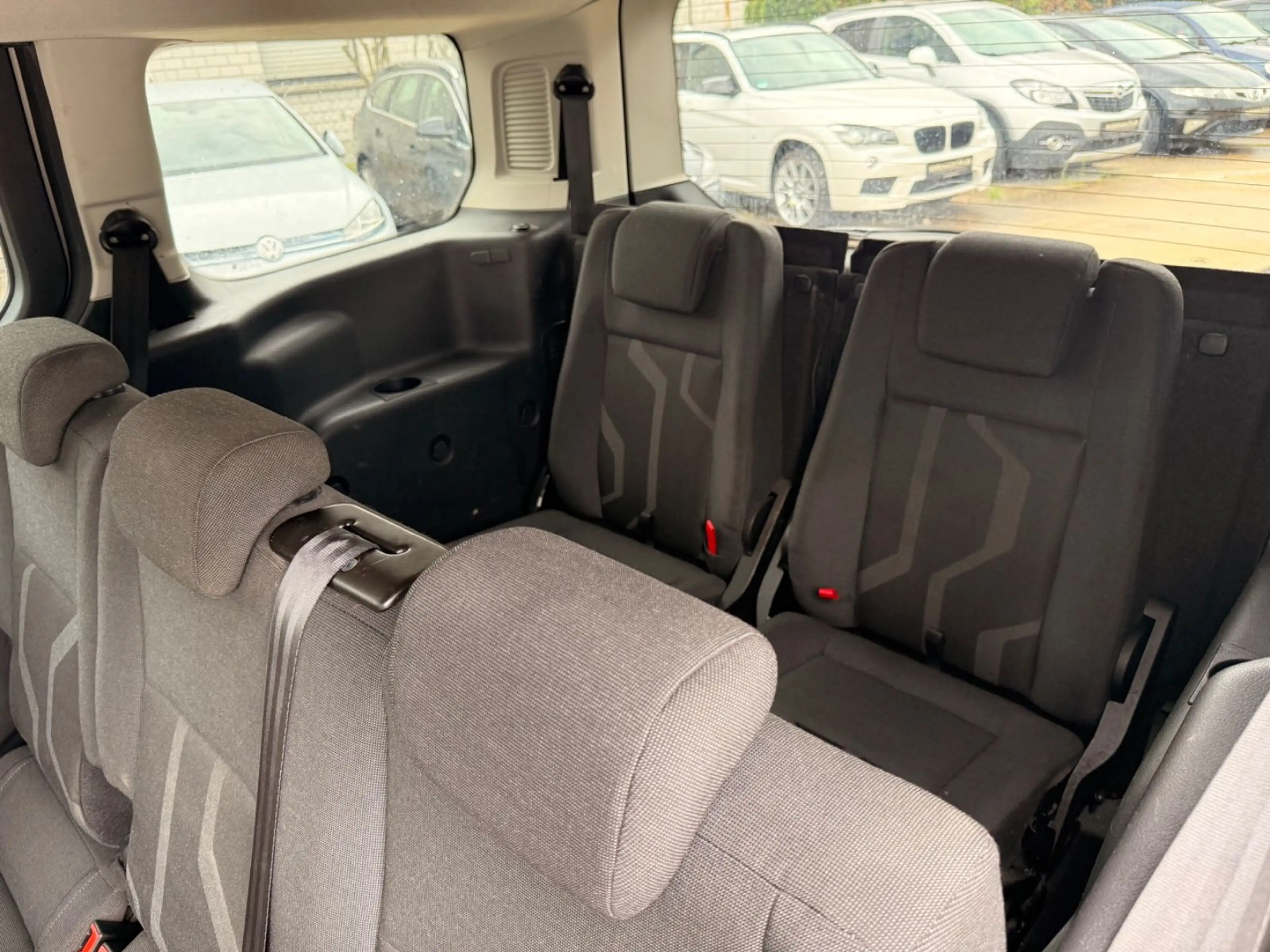 Ford Grand Tourneo Connect Trend *7Sitzer* — photo 12