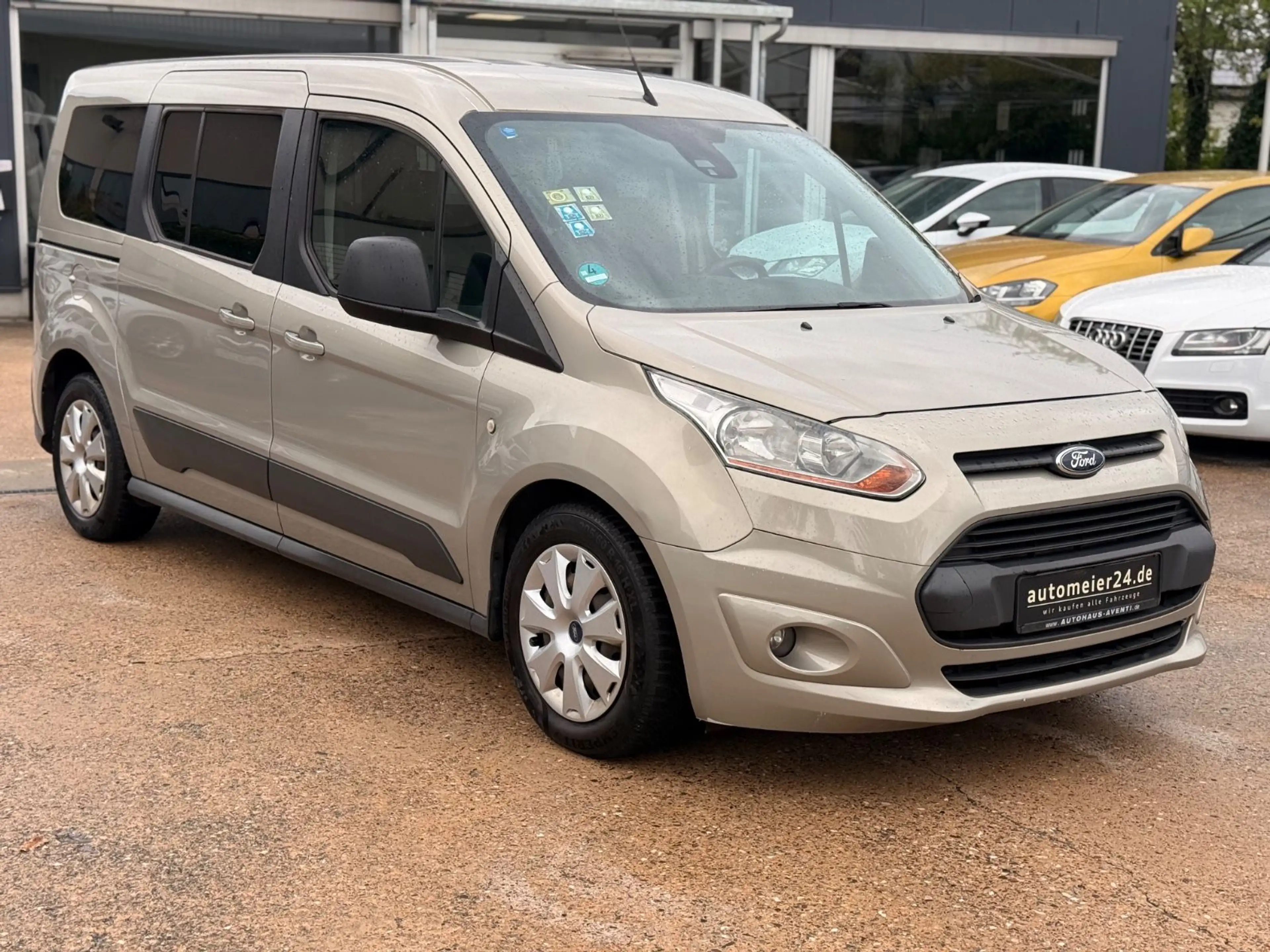 Ford Grand Tourneo Connect Trend *7Sitzer* — photo 3