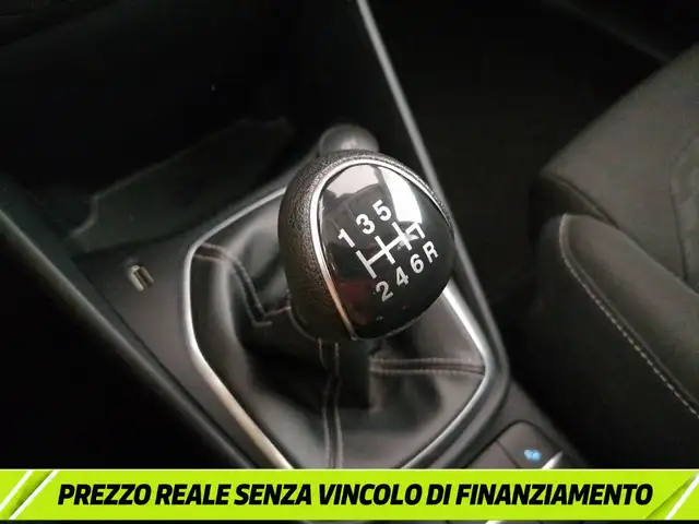 Ford Fiesta view 13