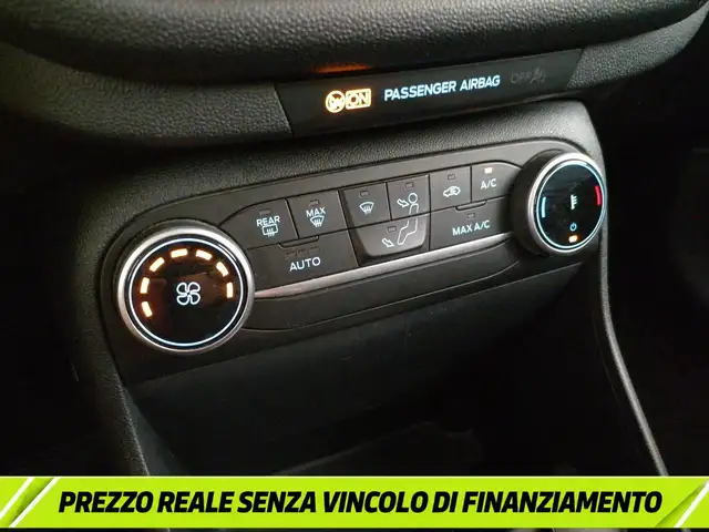 Ford Fiesta view 14