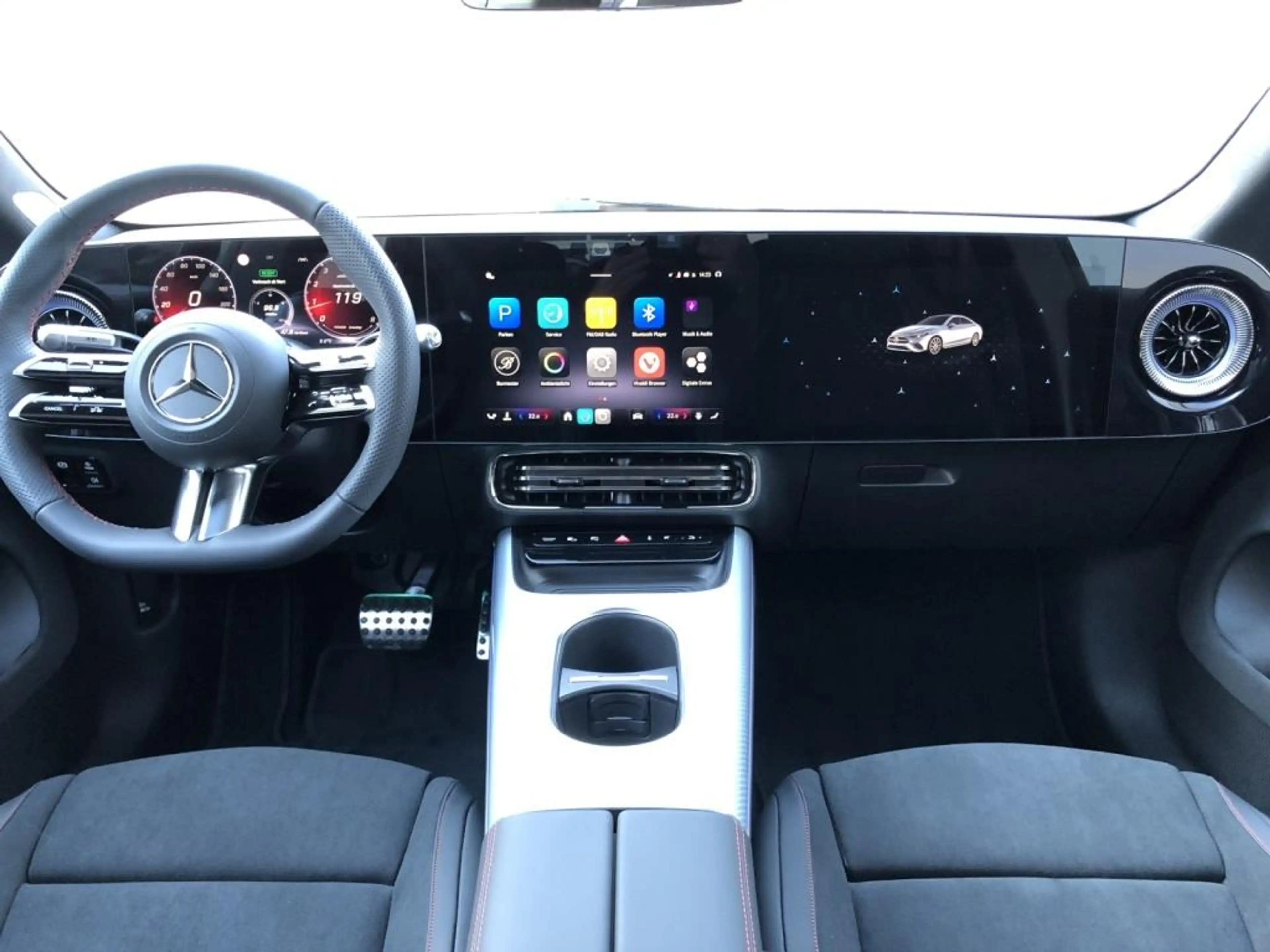 Mercedes-Benz CLA 220 AMG+MBUX+Superscreen+Burm+MBeam+Night — photo 5