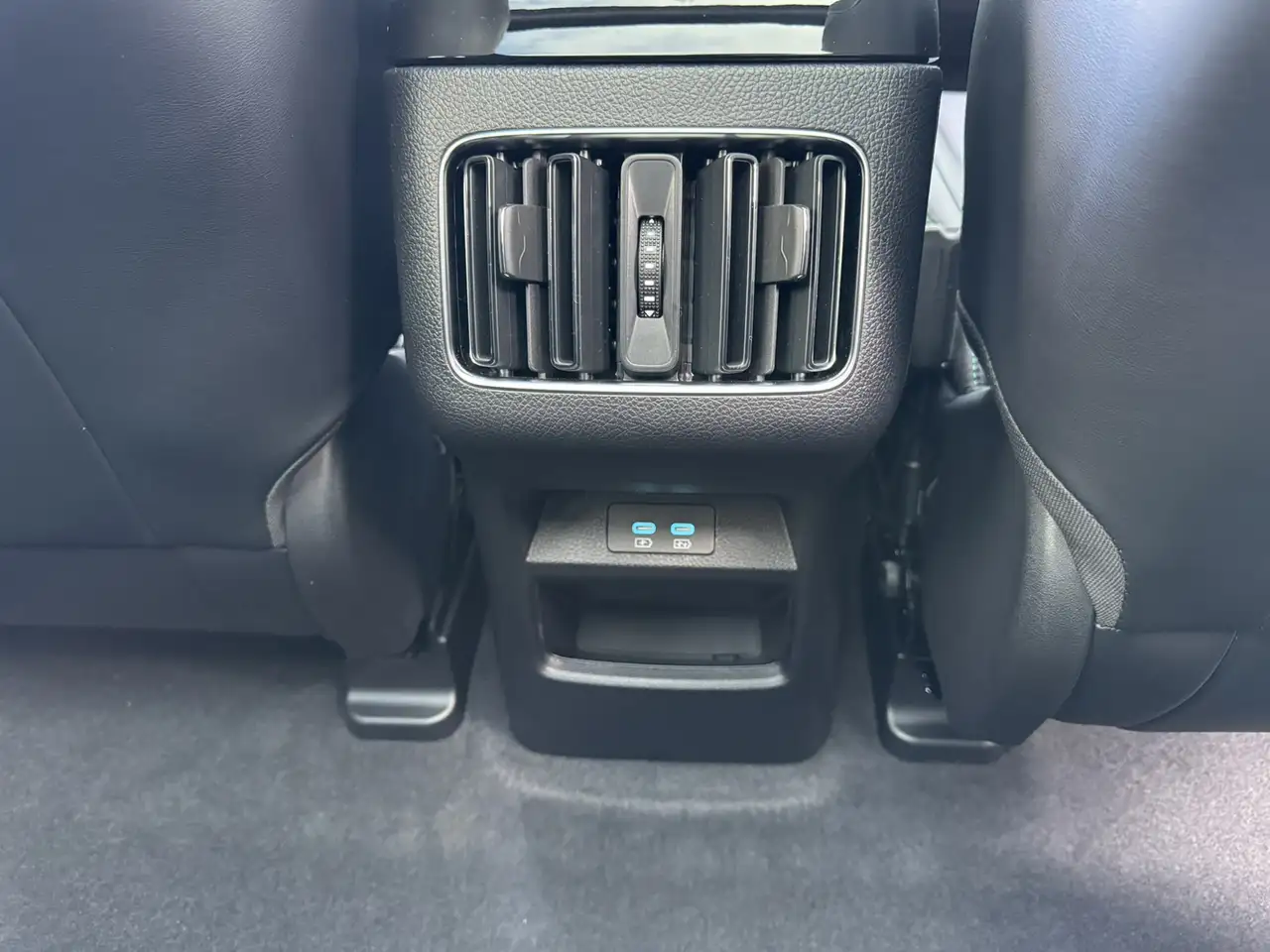 BYD Seal U 2026 — фото 29