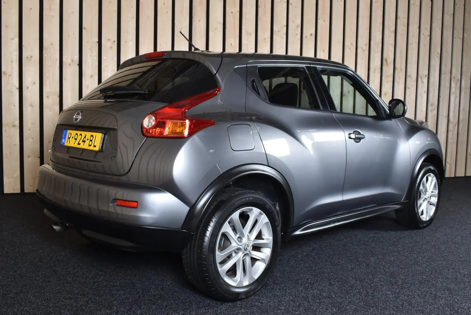 Nissan Juke 1.6 DIG-T Acenta 73dkm 190pk Clima Cruise Nwe APK Сірий - 2