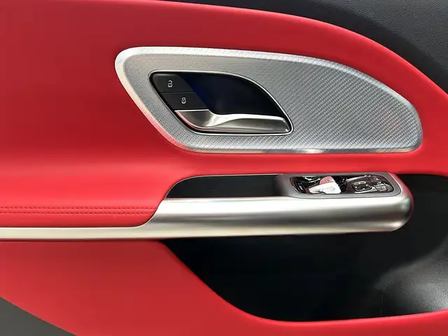 Mercedes-Benz GLB Class view 13