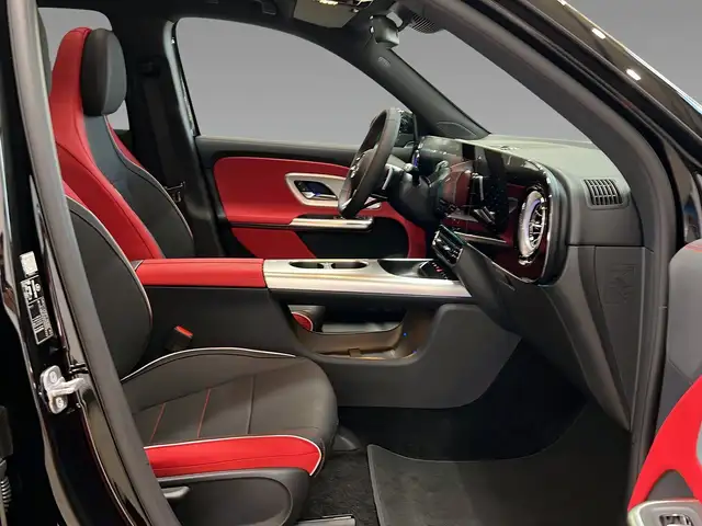 Mercedes-Benz GLB Class view 14