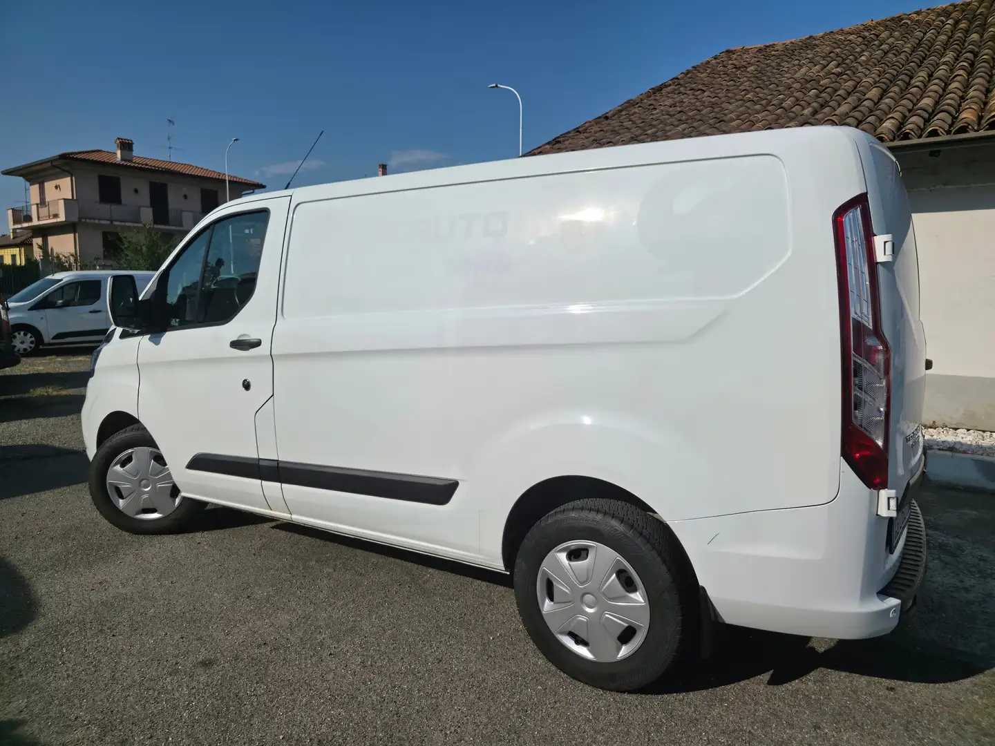 Ford Transit Custom 320 2.0 EcoBlue 130 PC Furgone Trend L1H1 E6dtemp Bianco - 2