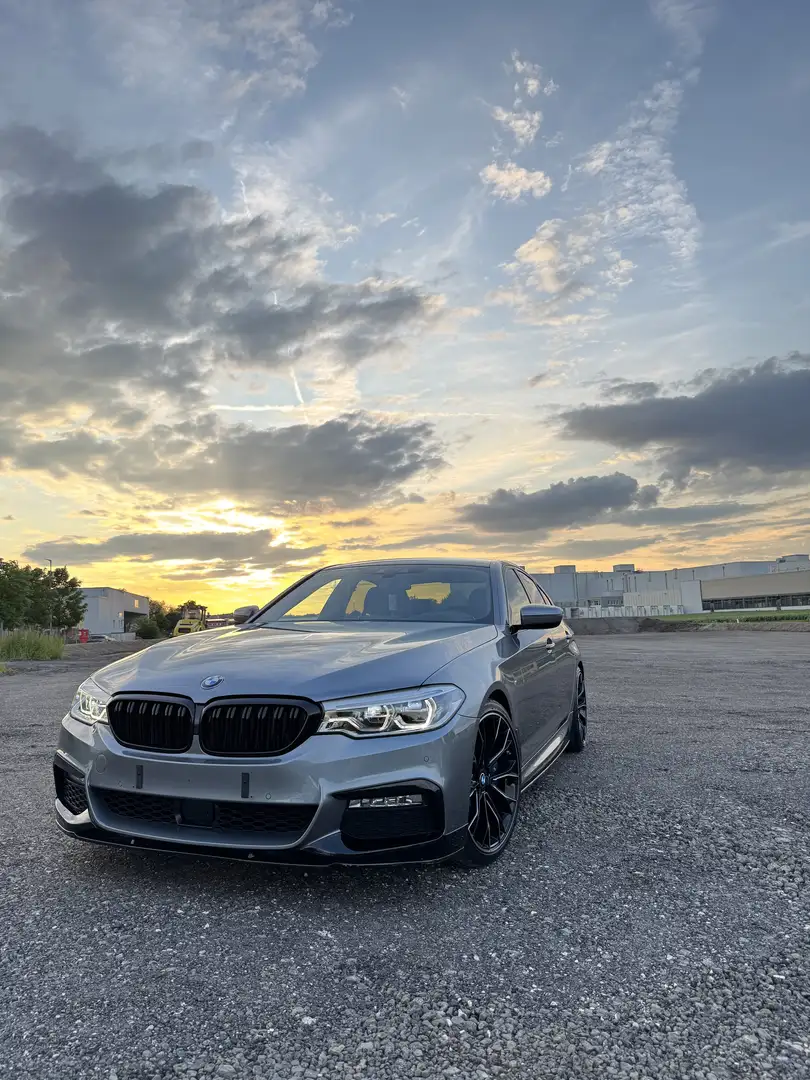 BMW 530 530i xDrive Aut. Grau - 2