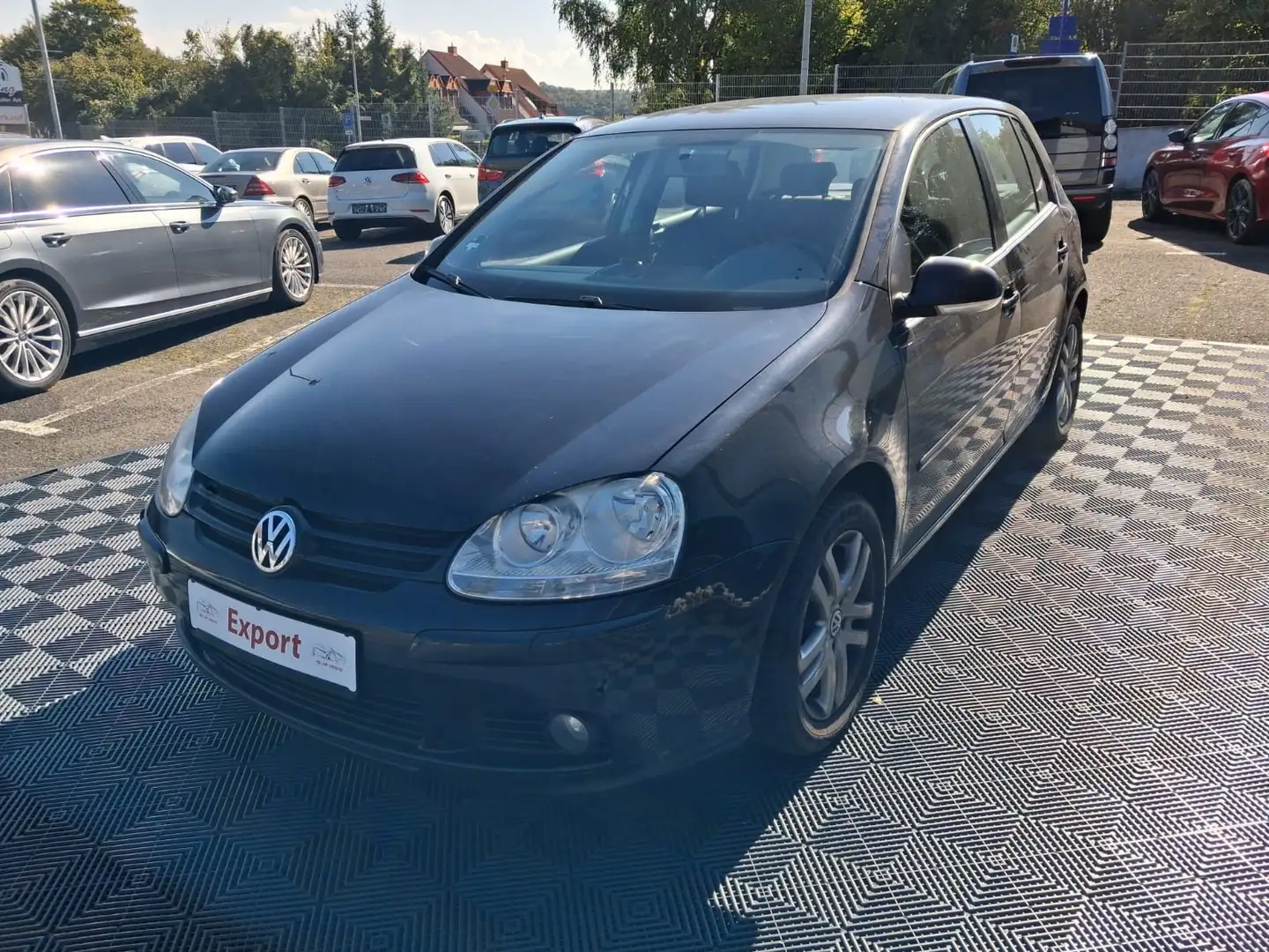 Volkswagen Golf V Lim. Tour Schwarz - 1