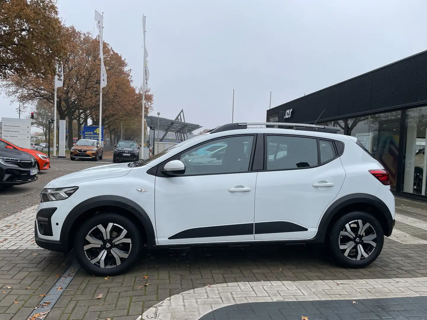 Dacia Sandero 1.0 TCe 90 Stepway Comfort Weiß - 2