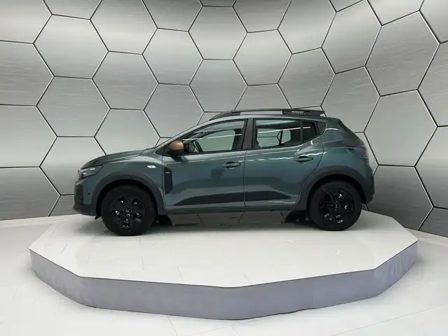 Dacia Sandero Stepway view 3