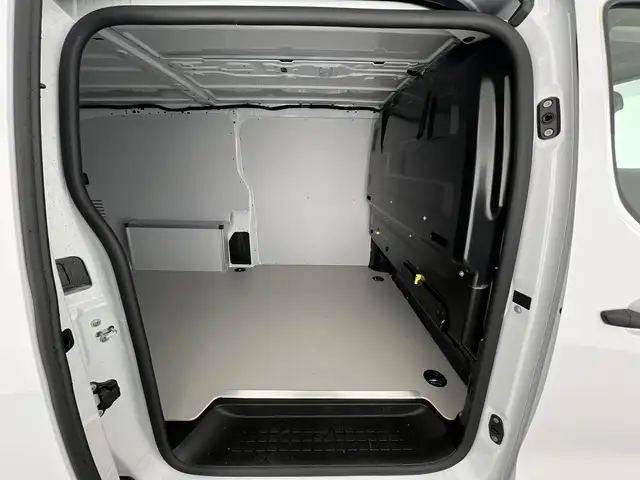 Opel Vivaro view 8