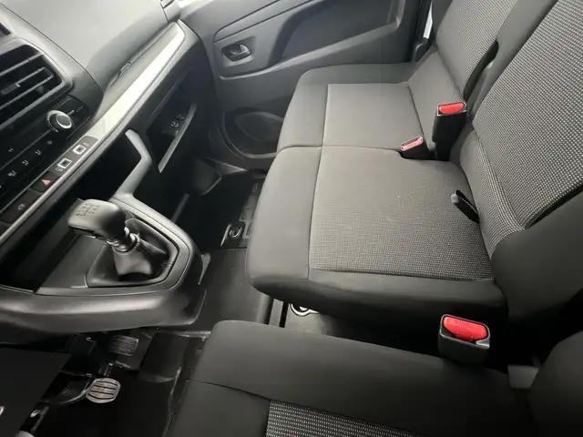 Opel Vivaro view 14
