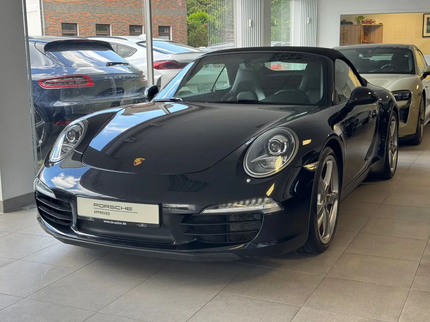 Porsche 991 Carrera S Cabrio PDK 18-Wege Burmester PDCC Zwart - 1