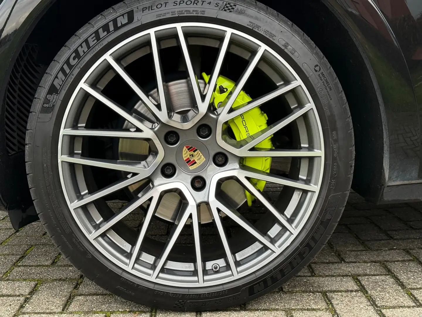 Porsche Cayenne Coupé 3.0 E-Hybrid Noir - 2