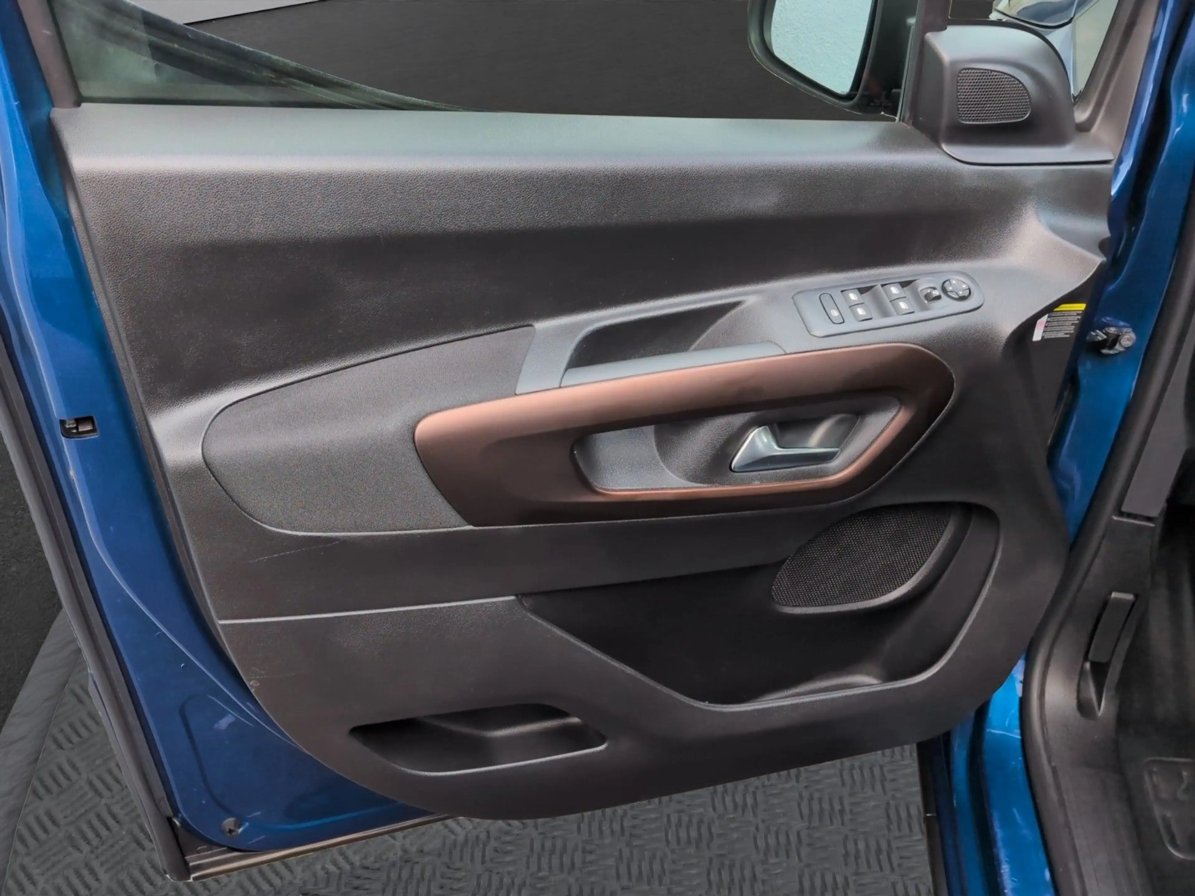 Peugeot Rifter 1.5 HDI GT-Line L1*Kamera*Navi* Sitzheiz* — photo 10