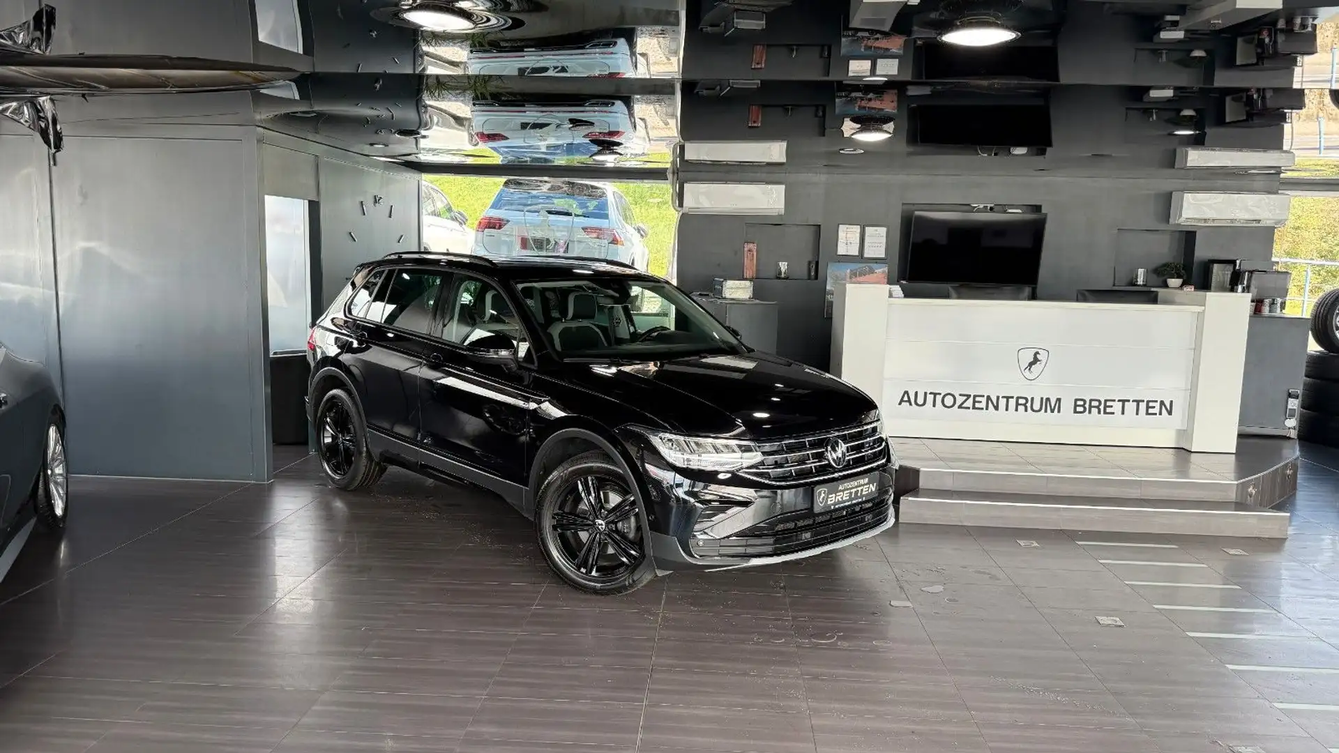 Volkswagen Tiguan 2.0 TDI DSG*Life*ACC*AHK*LED Noir - 2