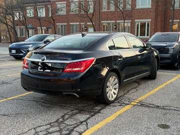4dr Sdn Leather AWD