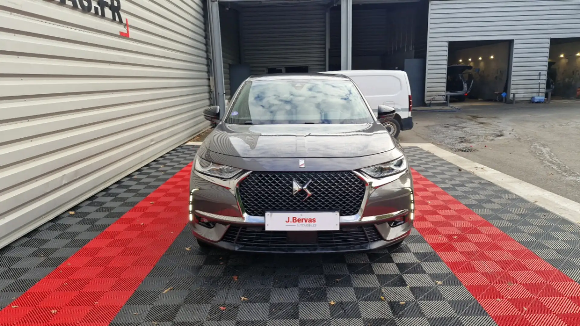 DS Automobiles DS 7 Crossback HYBRIDE E-TENSE 225 EAT8 BUSINESS - 2