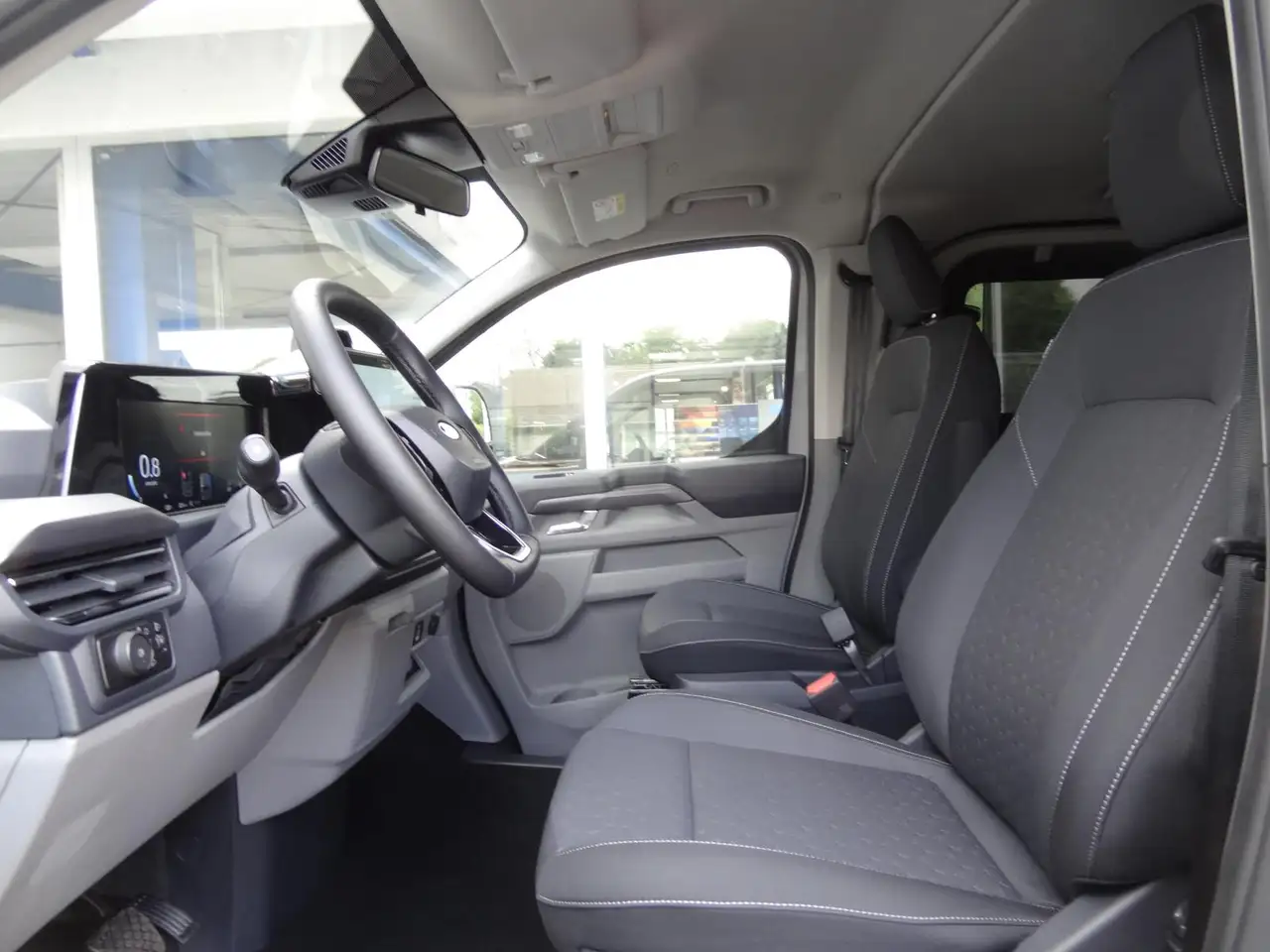 Ford Tourneo Custom 2026 — фото 10