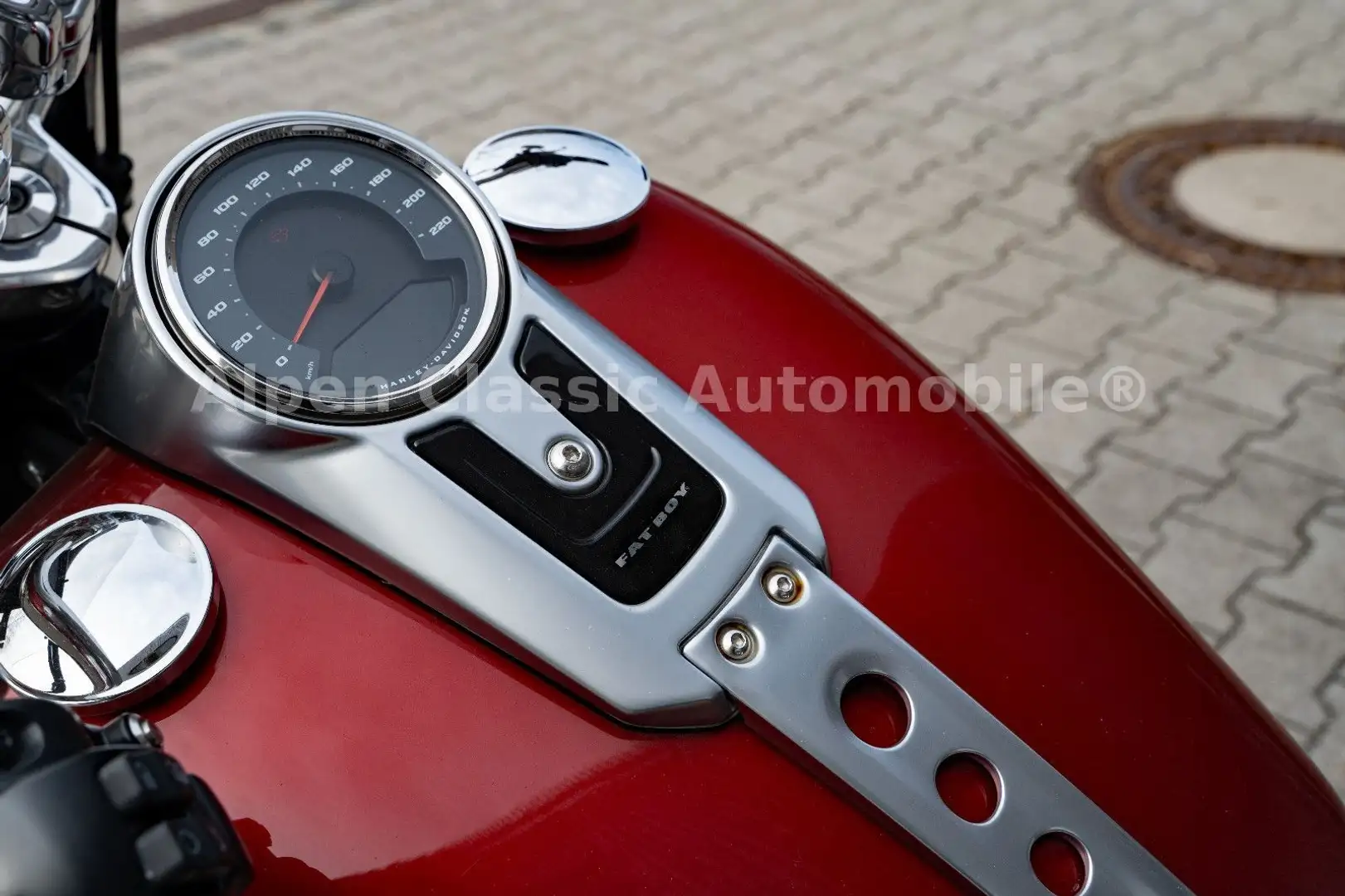 Harley-Davidson Fat Boy 114 ABS, Griffheizung Roşu - 2