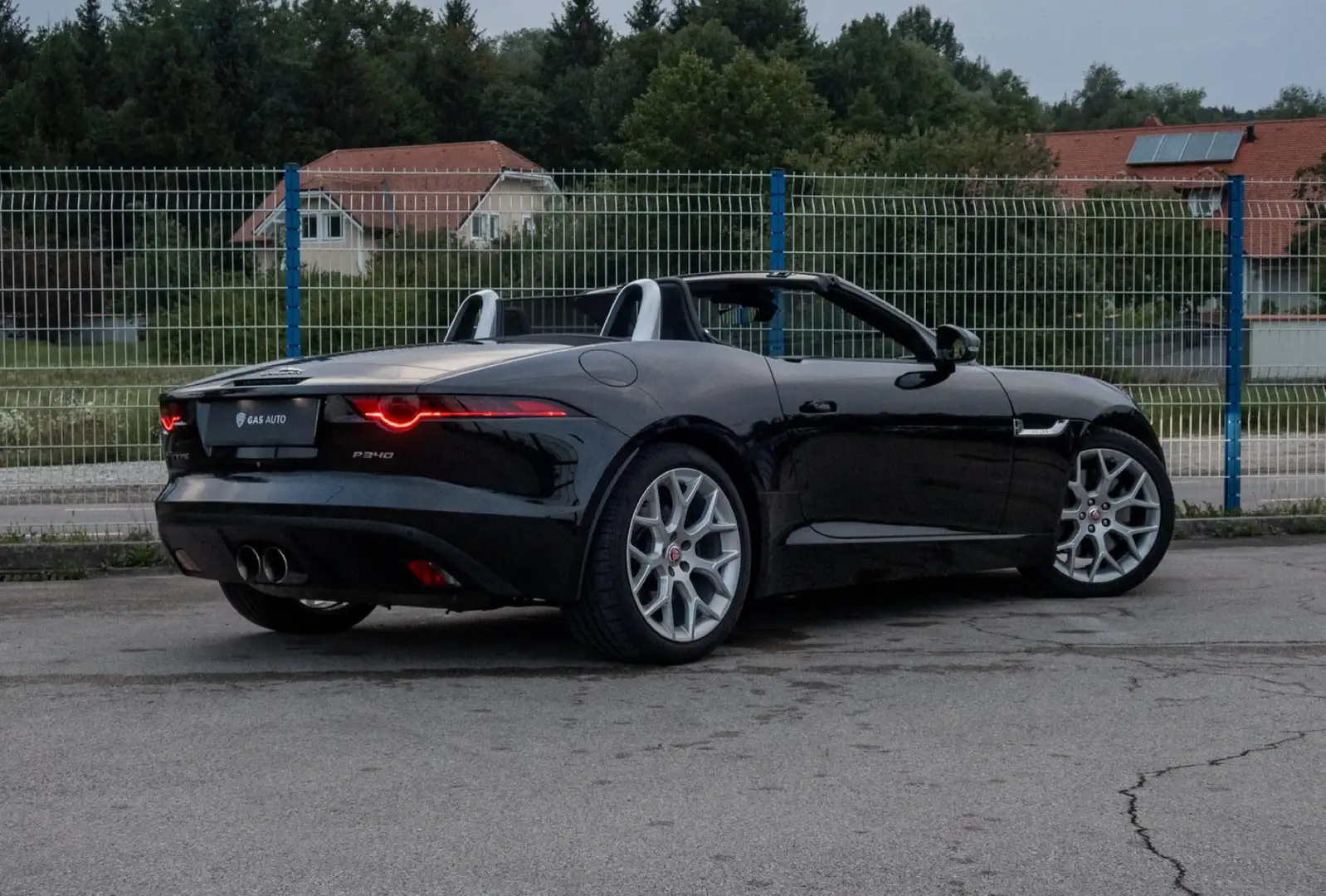 Jaguar F-Type P340 V6 - perfect condition, negotiable price Nero - 2