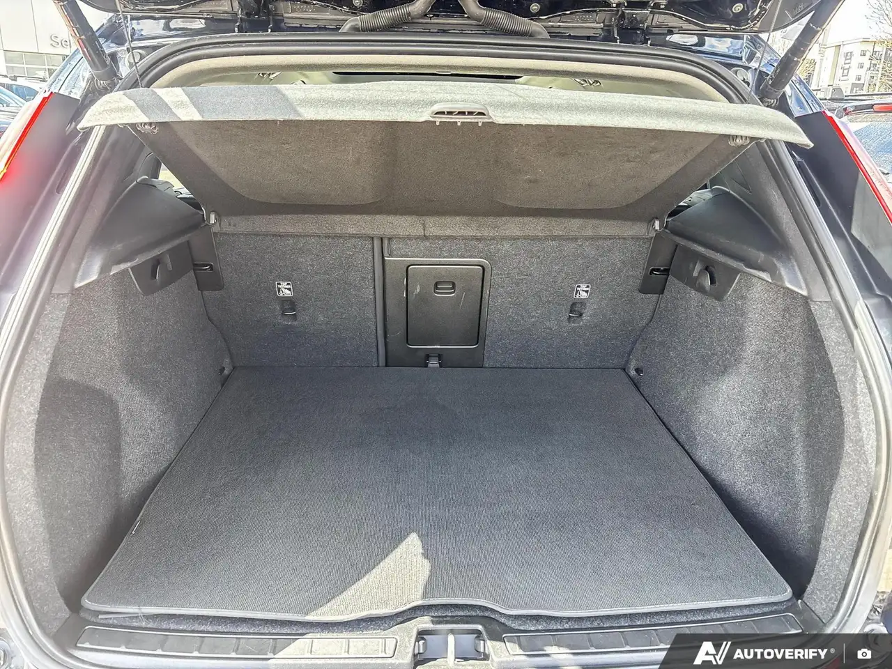 Volvo XC40 снимка Volvo XC40