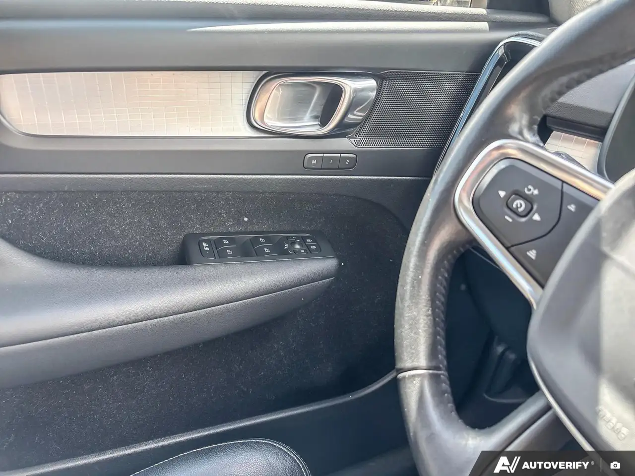 Volvo XC40 снимка Volvo XC40