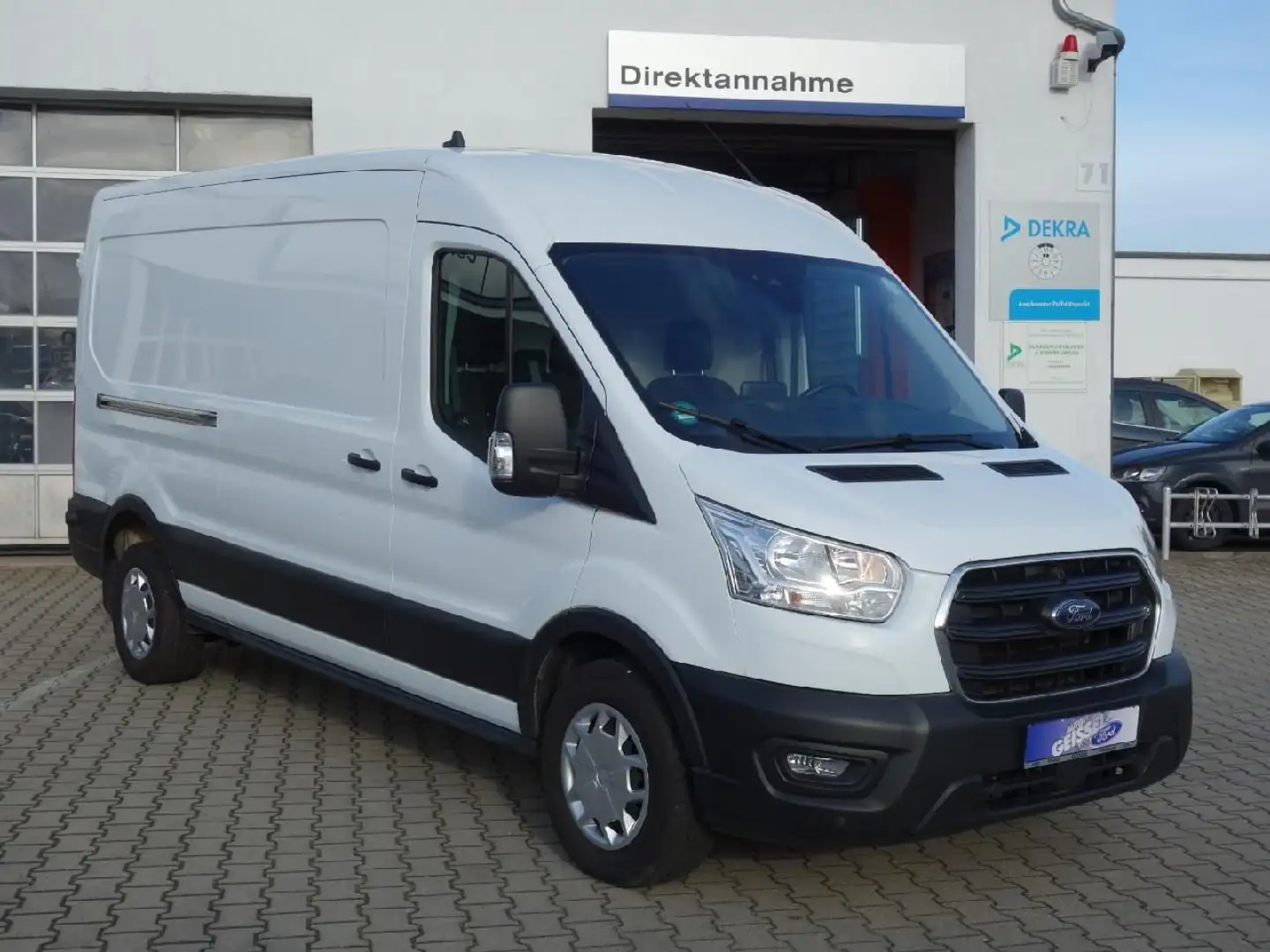 Ford Transit Kasten 350 L3 Trend Autom PDC FSH Spur. Blanc - 1