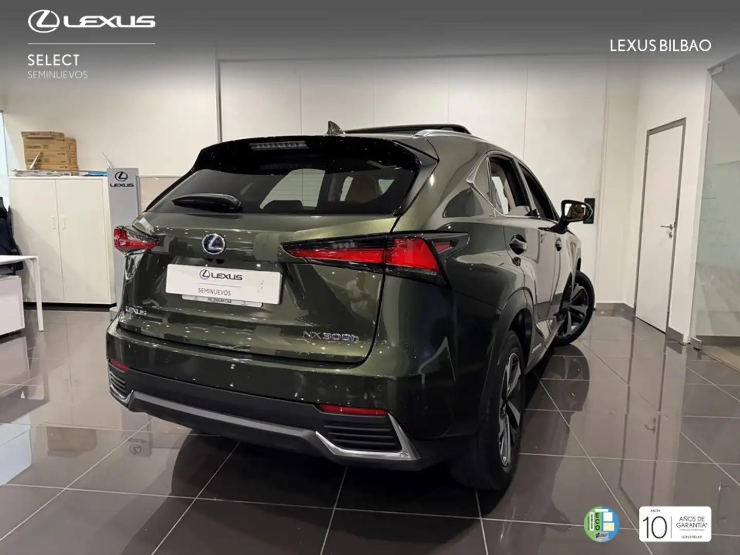 Lexus NX 350h Luxury 2WD Verde - 2