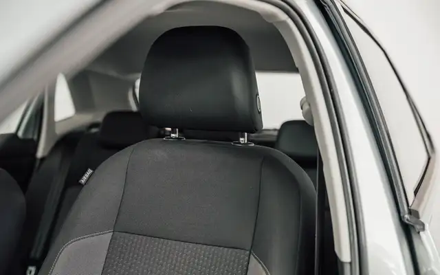 Volkswagen Polo view 11