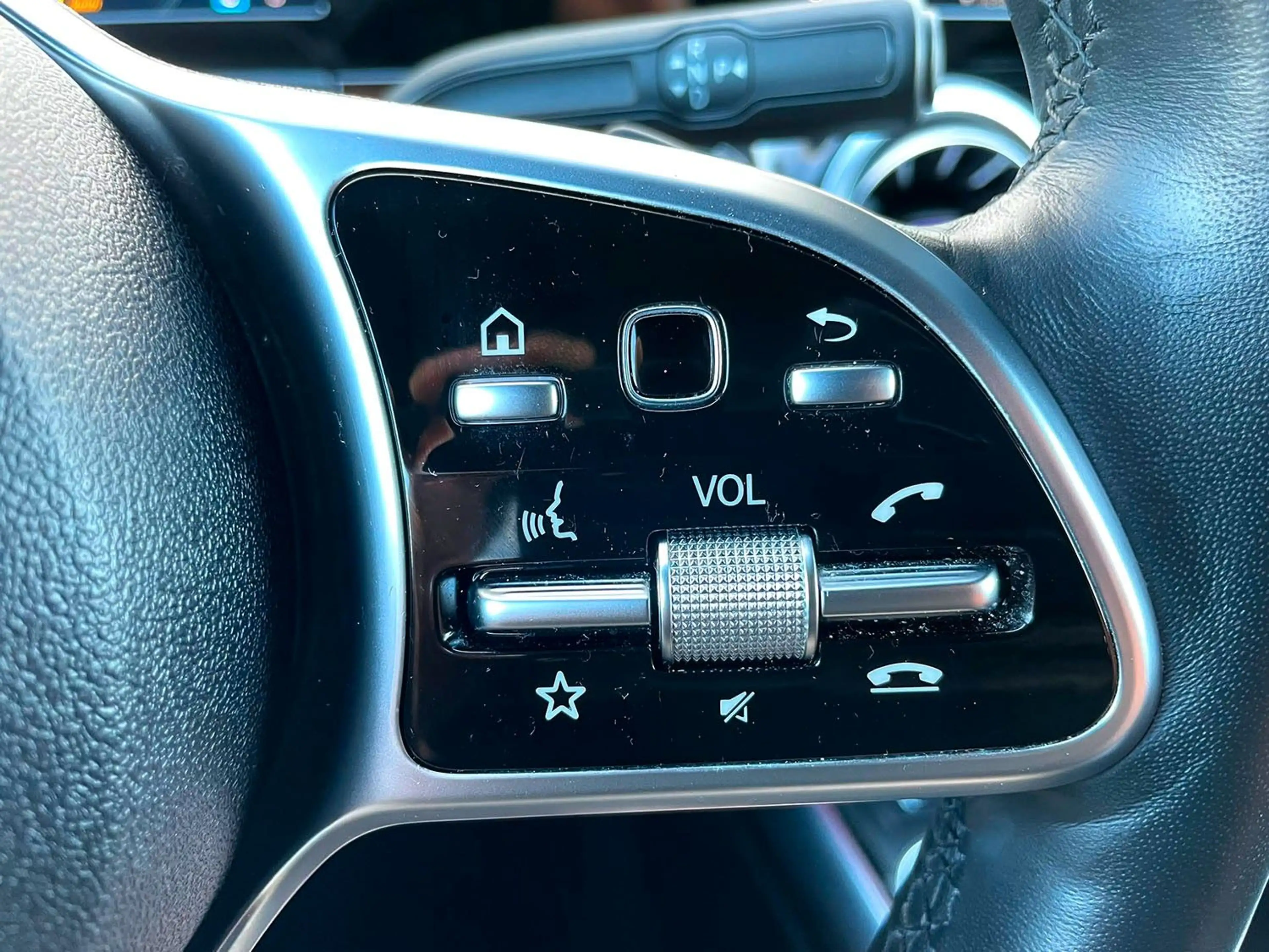 Mercedes-Benz B 200 | SCHECKHEFT | CARPLAY | LED | LEDER | 8X — photo 10