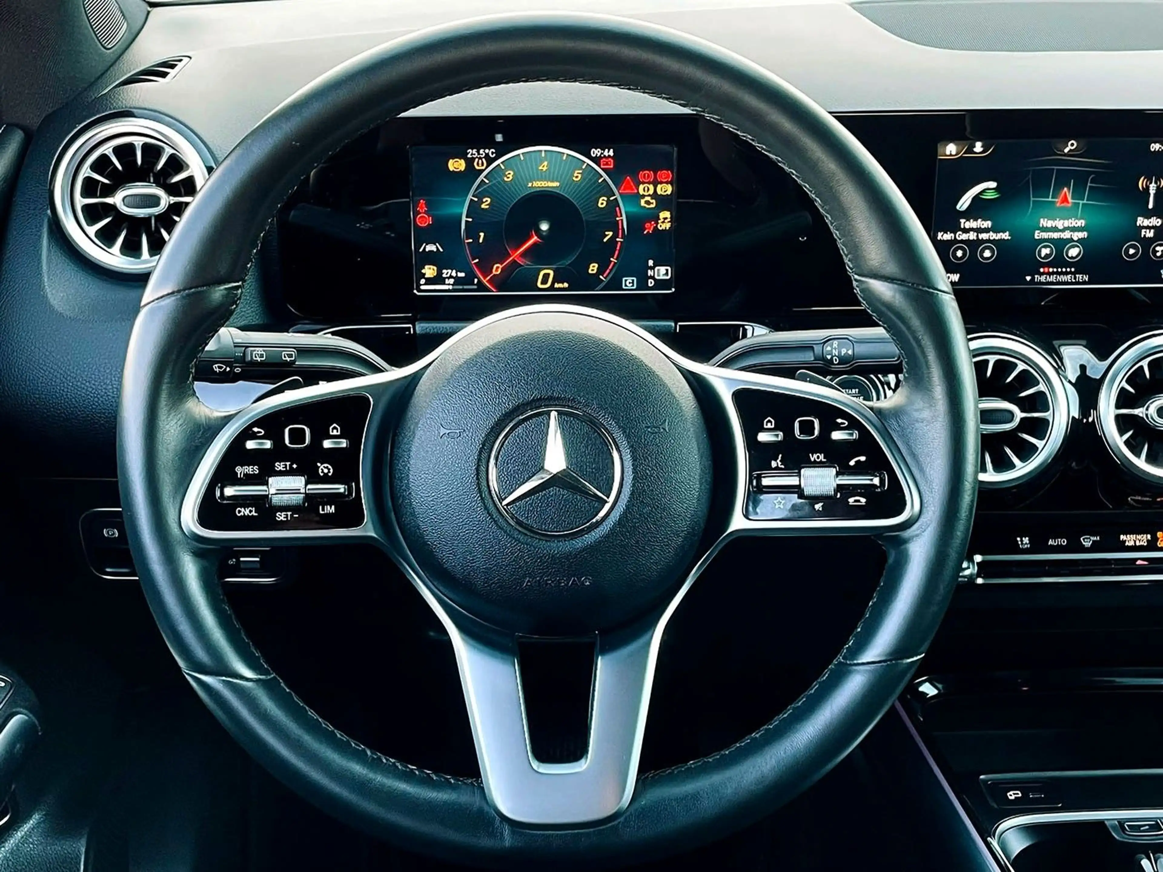 Mercedes-Benz B 200 | SCHECKHEFT | CARPLAY | LED | LEDER | 8X — photo 8