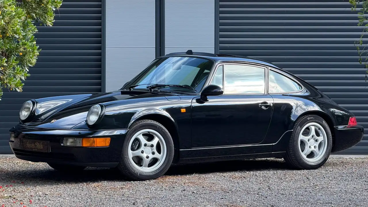 Porsche 964