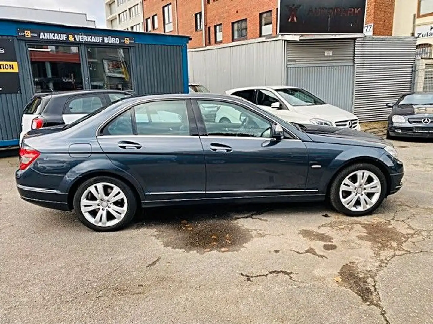 Mercedes-Benz C 220 CDI Automatik AVANTGARDE Grau - 2