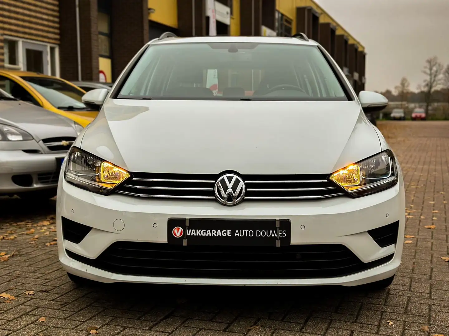 Volkswagen Golf Sportsvan 1.2 TSI Comfortline|DSG|Panorama|Dealer onderhoude Wit - 2