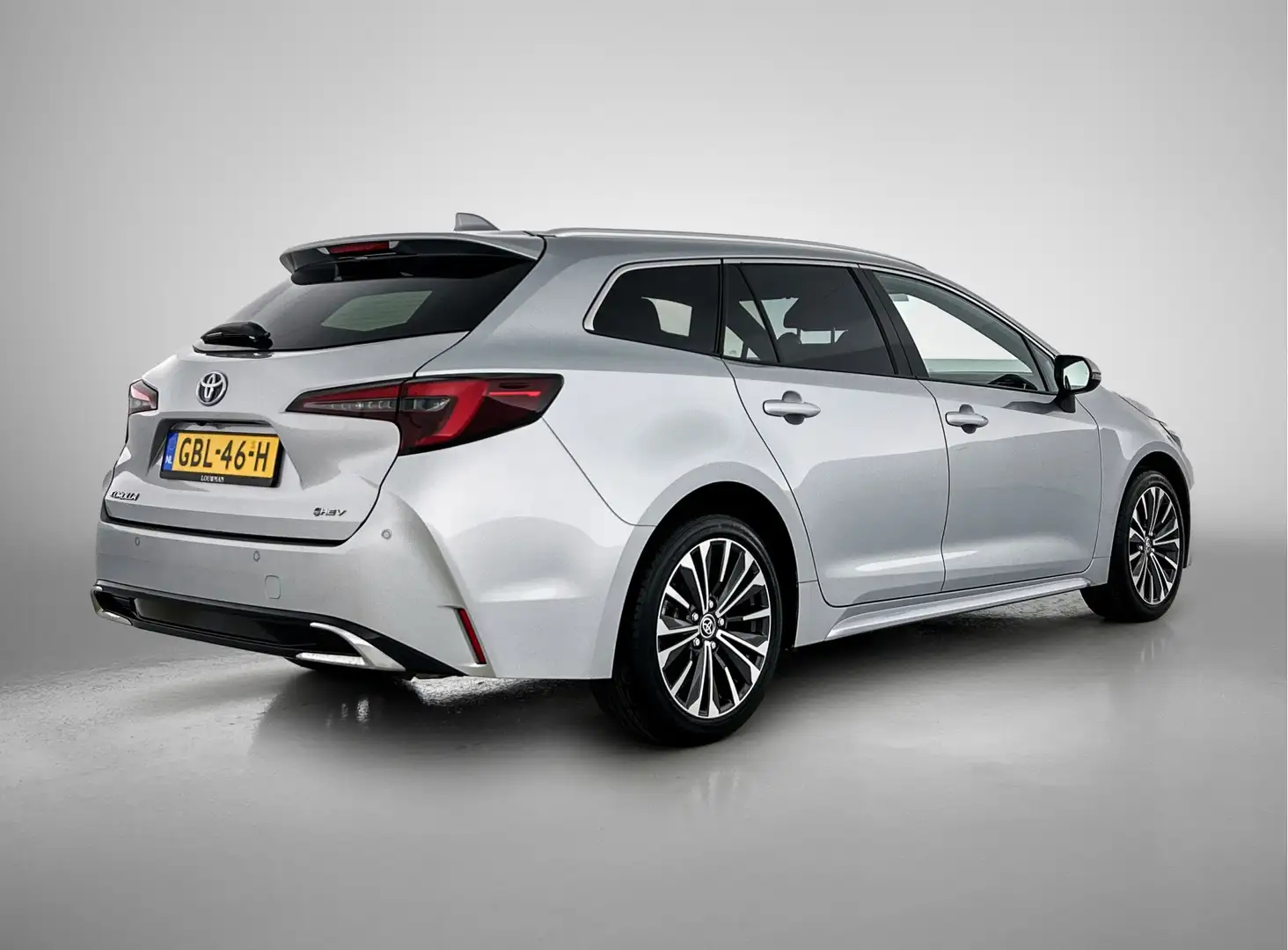 Toyota Corolla Touring Sports Hybrid 140 Dynamic | Stoelverwarmin Gris - 2