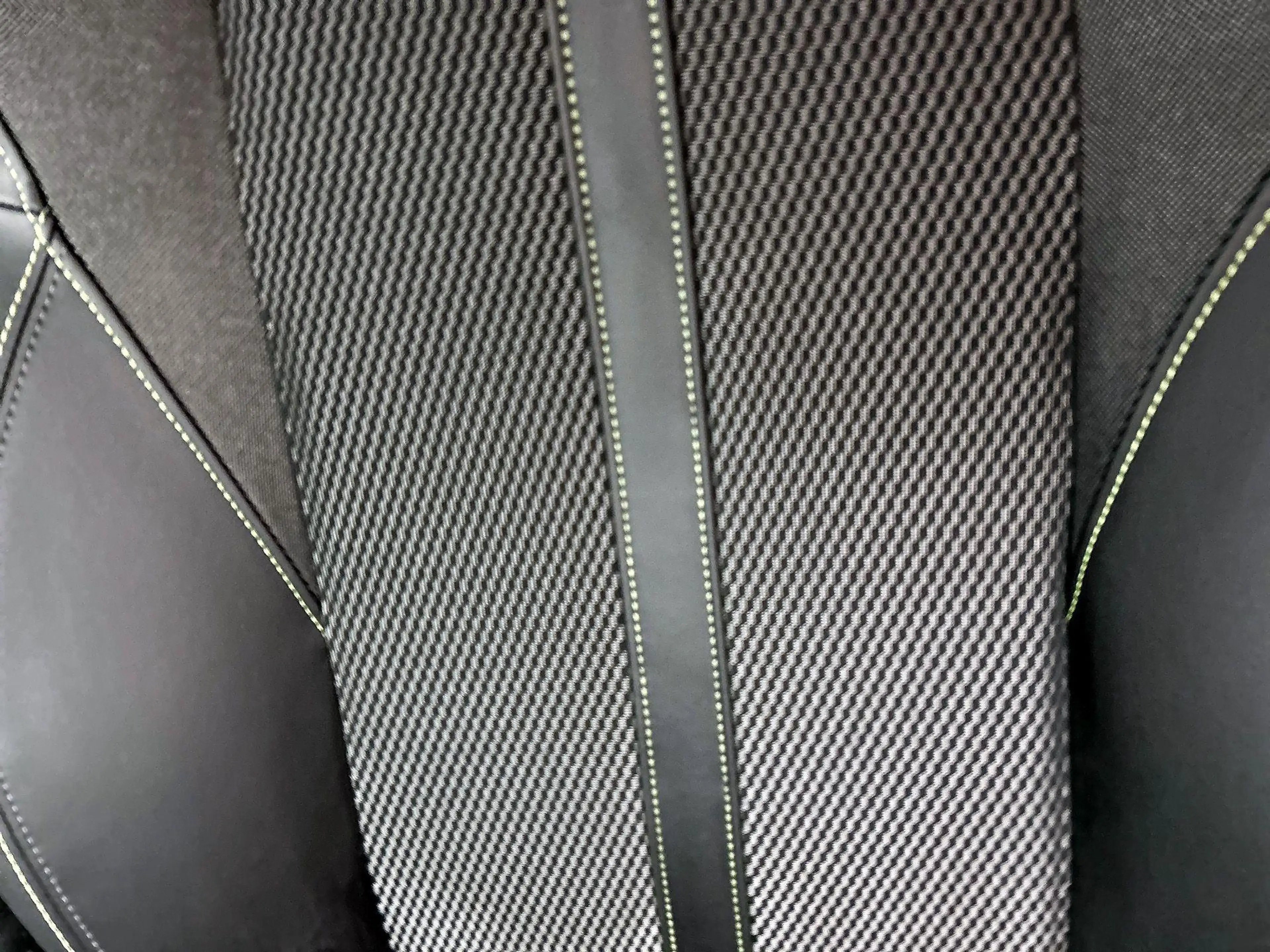 Peugeot 208 GT Hybrid 145pk Automaat | Navigatie | 360° Camera — photo 15