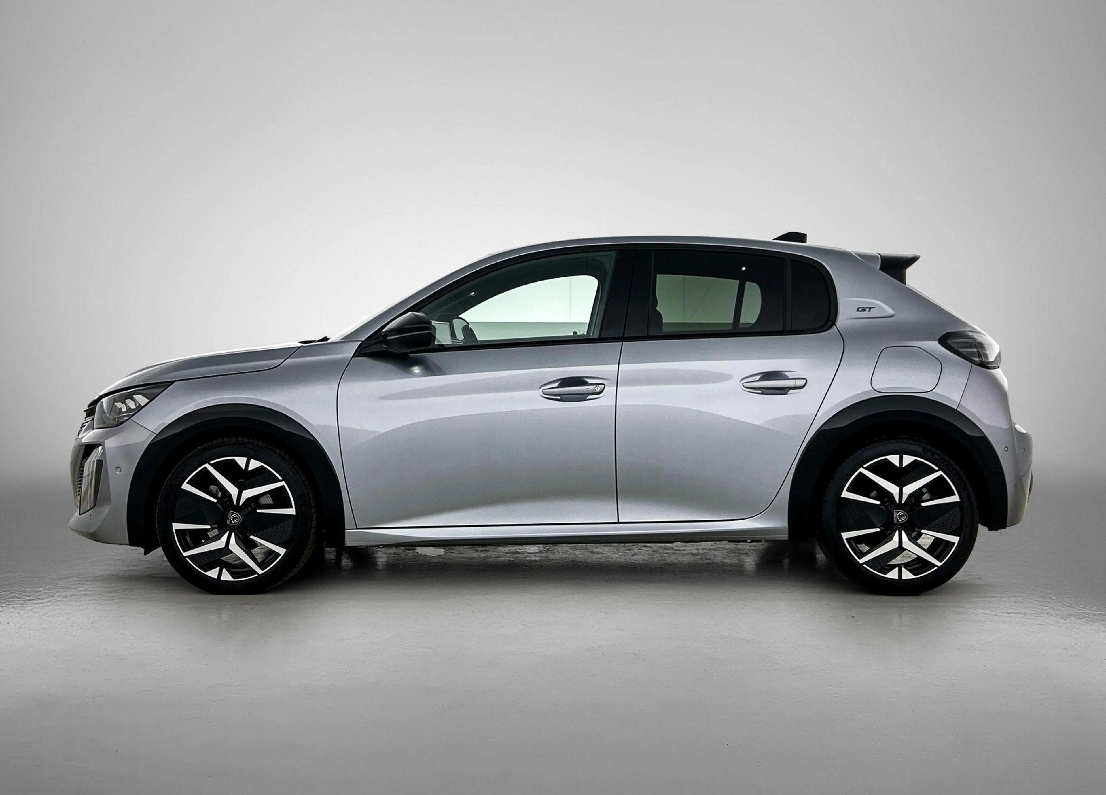 Peugeot 208 GT Hybrid 145pk Automaat | Navigatie | 360° Camera — photo 2