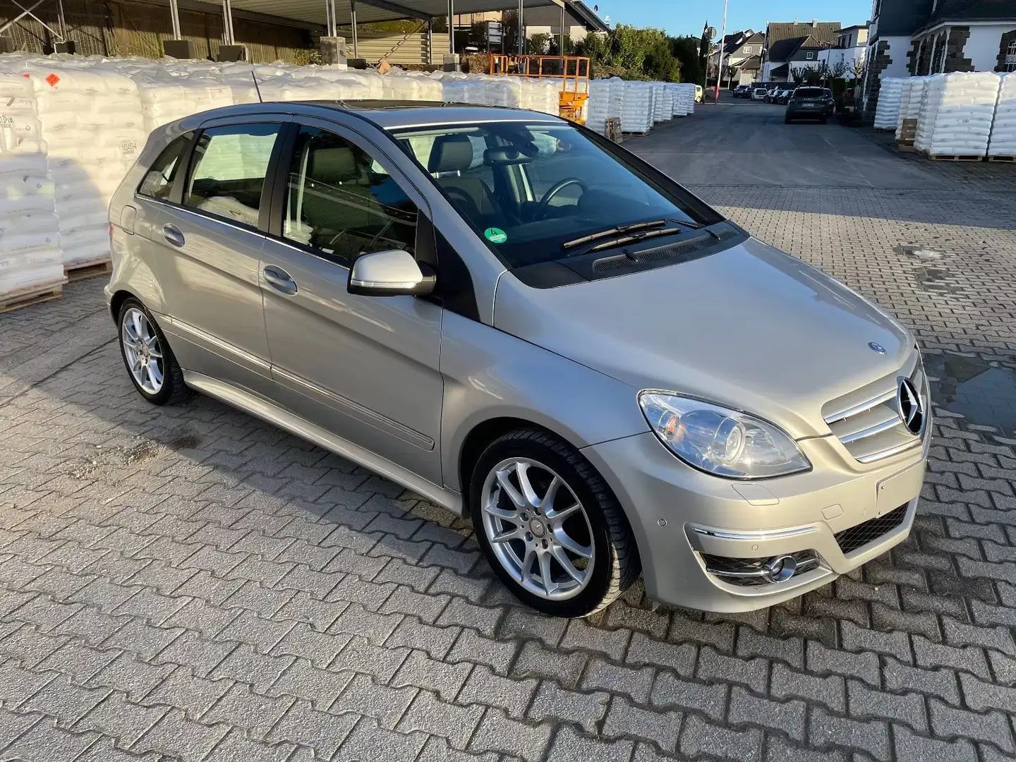 Mercedes-Benz B 200 B 200 CDI DPF Autotronic Argent - 1