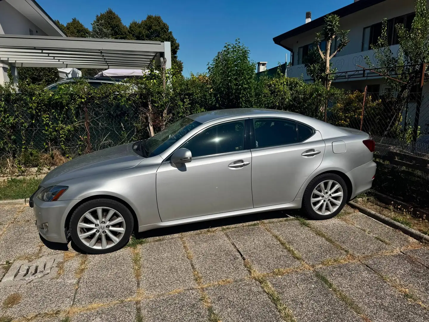 Lexus IS 220d IS II 2005 Berlina 2.2 Luxury Silber - 2
