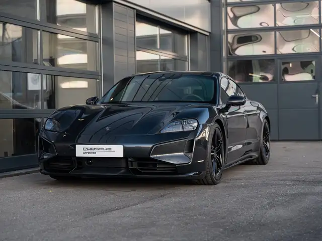 Porsche Taycan Turbo S
