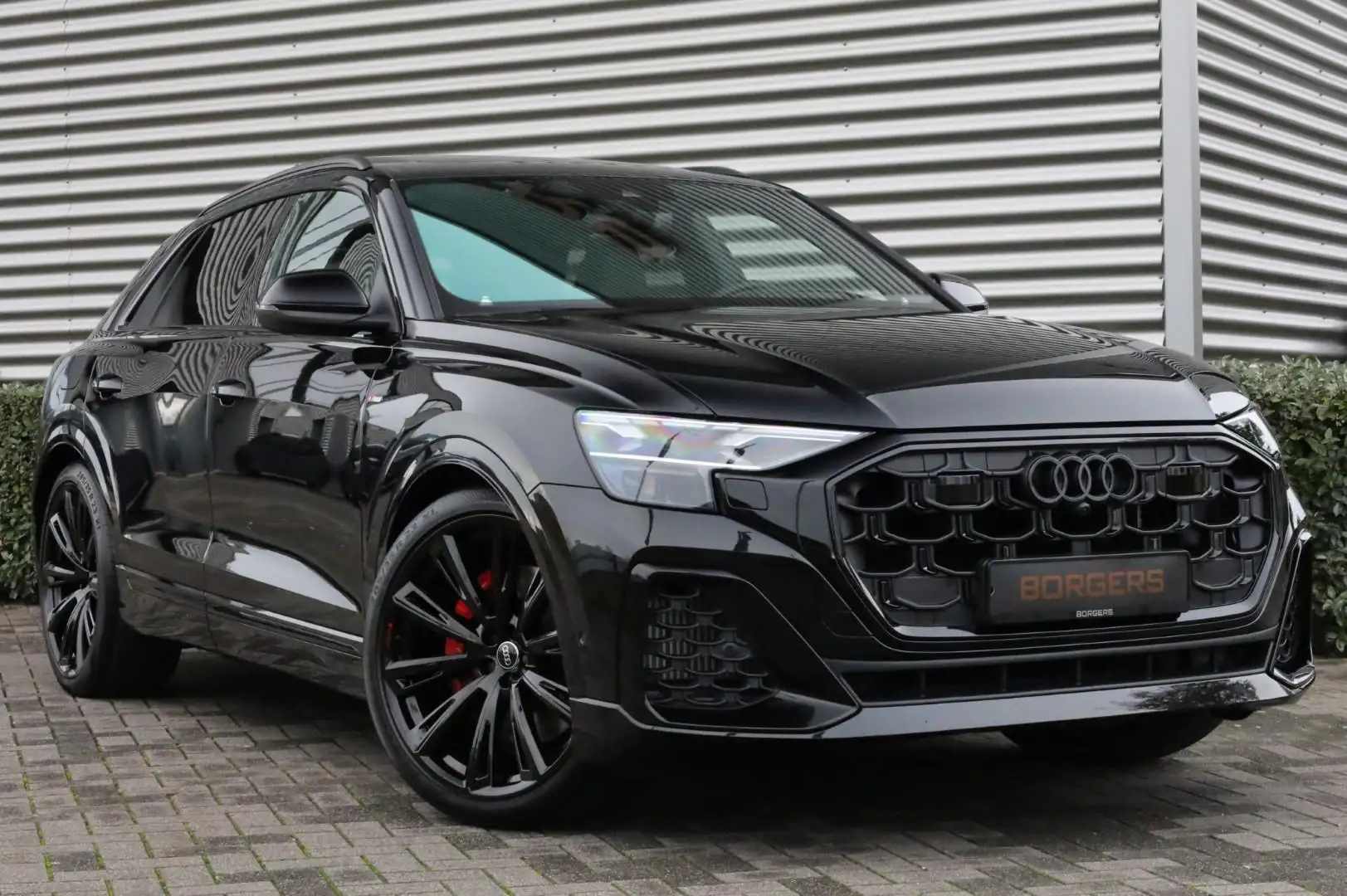 Audi Q8 60 TFSIe B&O.Adv. l Adv.Onderstel l Nachtzicht l 2 Zwart - 1