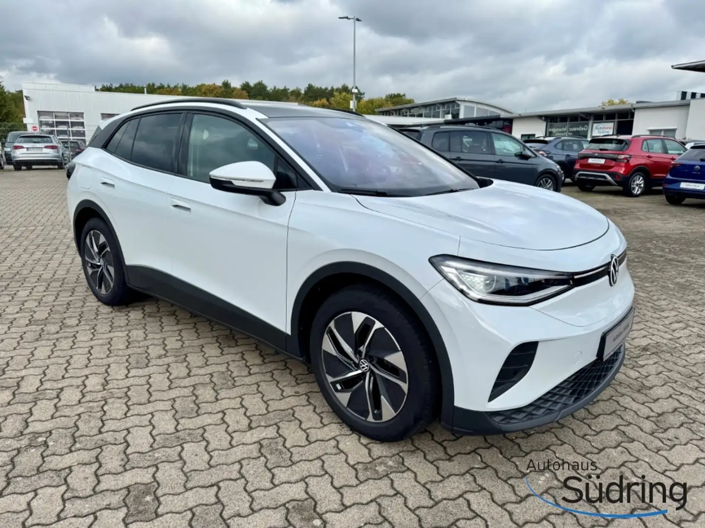 Volkswagen ID.4 Pure 52 kWh HUD AHK Navi HarmannKardon Weiß - 2