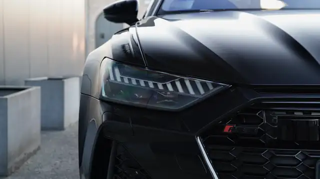 Audi RS6 view 9
