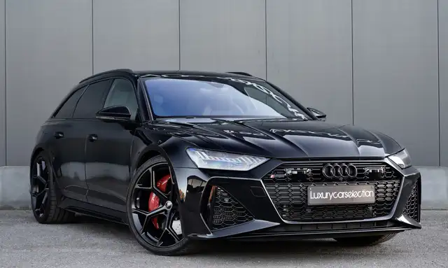 Audi RS6 view 3