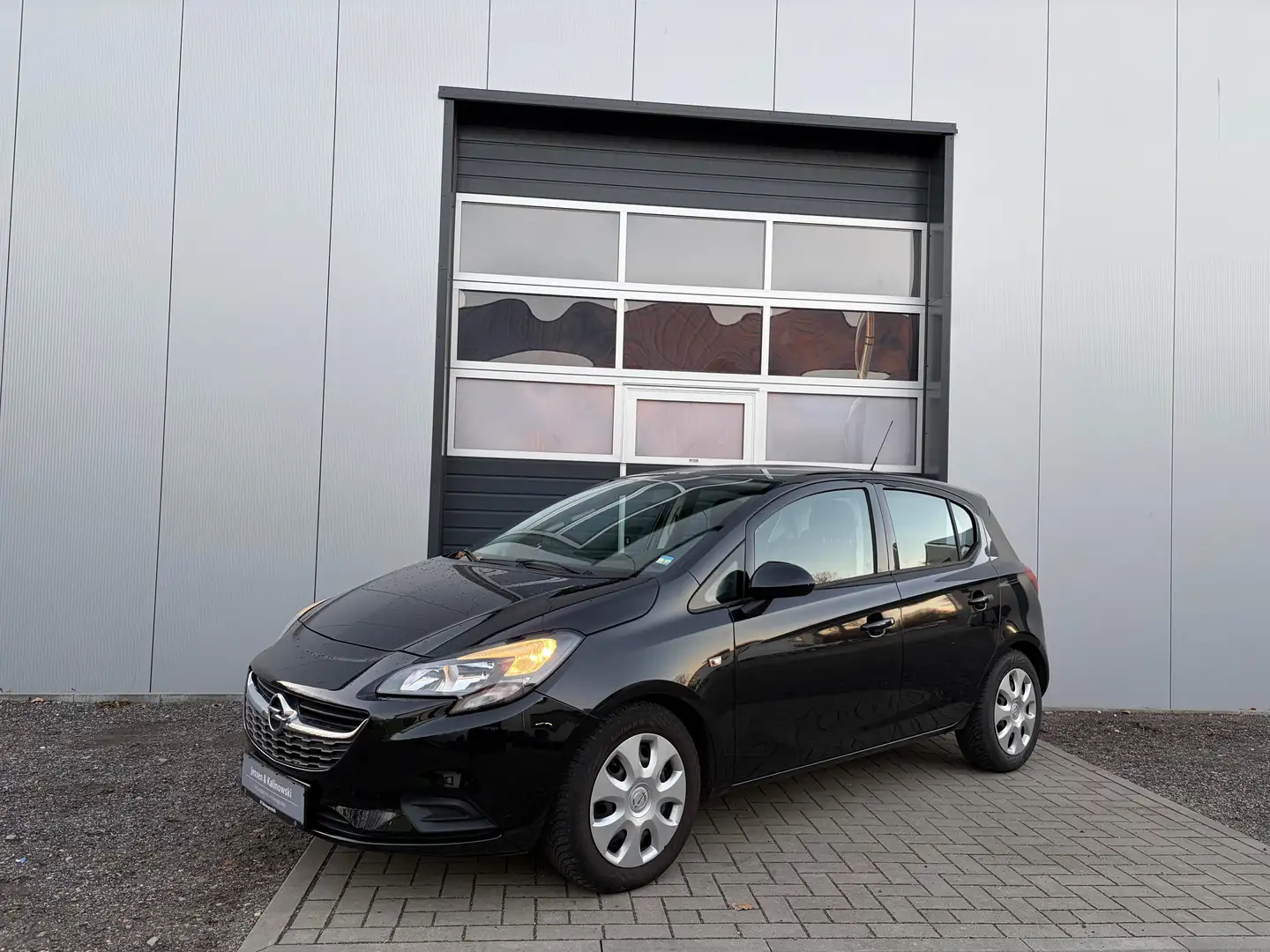 Opel Corsa Edition Schwarz - 1