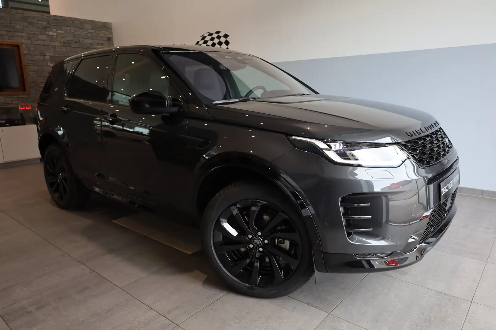 Land Rover Discovery Sport D165 2.0 R-Dynamic SE - 1