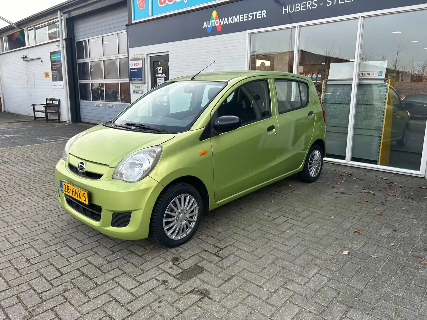 Daihatsu Cuore 1.0 Trend Grün - 2